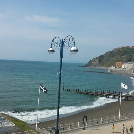 Awel Mor Holiday Apartment Aberystwyth Phòng bức ảnh