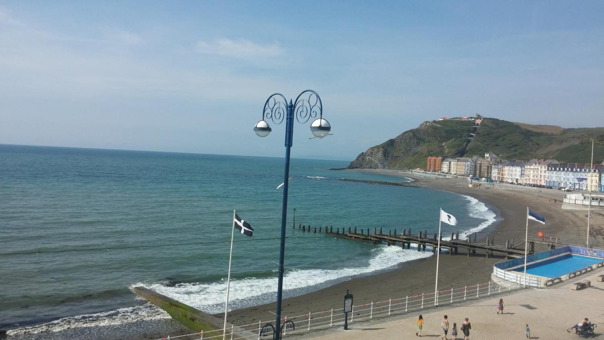 Awel Mor Holiday Apartment Aberystwyth Phòng bức ảnh